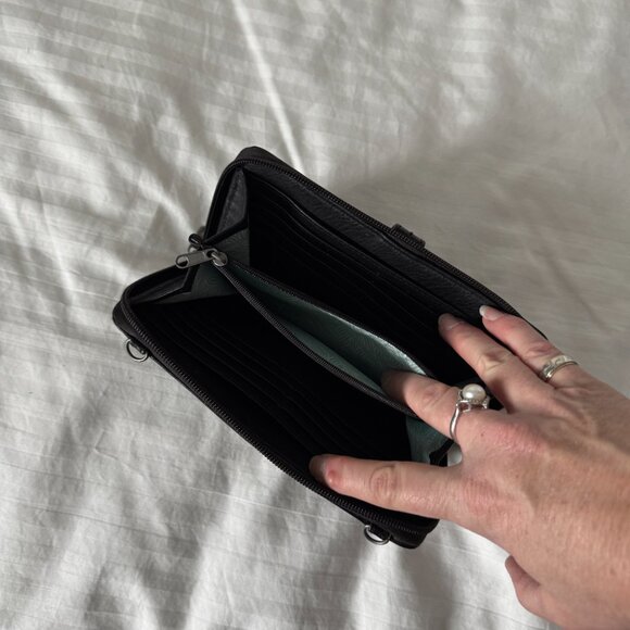 The Sak - Black Leather Wallet - Picture 4 of 11